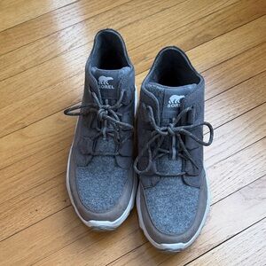 Sorel Gray and White Casual Footwear